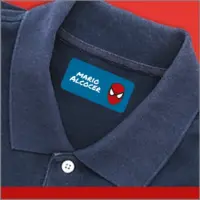 Etiquetas de personajes personalizables para ropa
